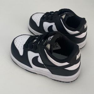 Nike Dunk Low Pandas